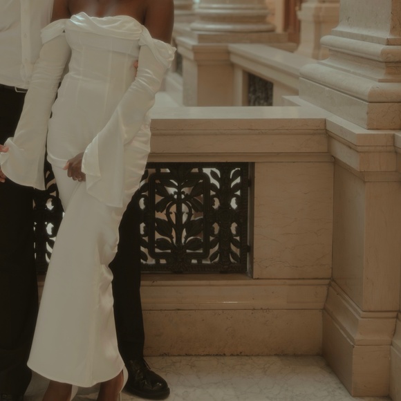 Meshki Giselle Cowl Neck Maxi Gown XS - Picture 3 of 5